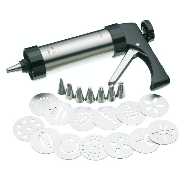 MasterClass Biscuit / Icing Set with Eight Nozzles and Thirteen Cutters, Display Boxed